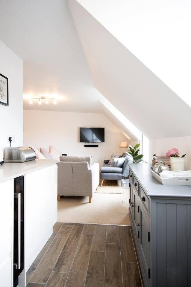Modern Apartment In The Heart Of Oxford With Secure Underground Parking Kültér fotó